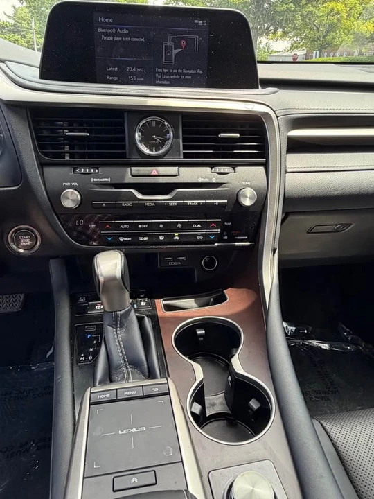 2022 Lexus RX 4th Gen - Image 7 of 12