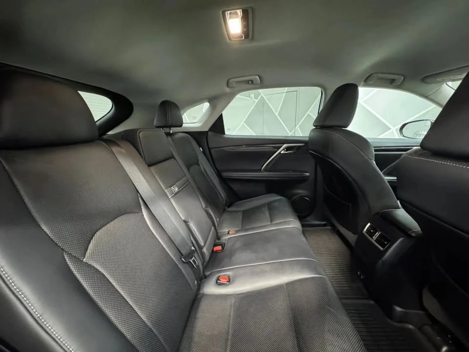 2022 Lexus RX 4th Gen - Image 18 of 20