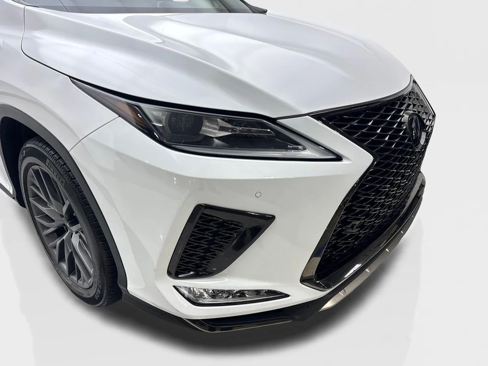 2022 Lexus RX 4th Gen - Image 17 of 21