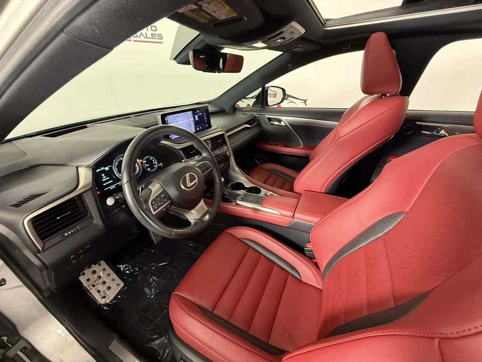 2022 Lexus RX 4th Gen - Image 19 of 21