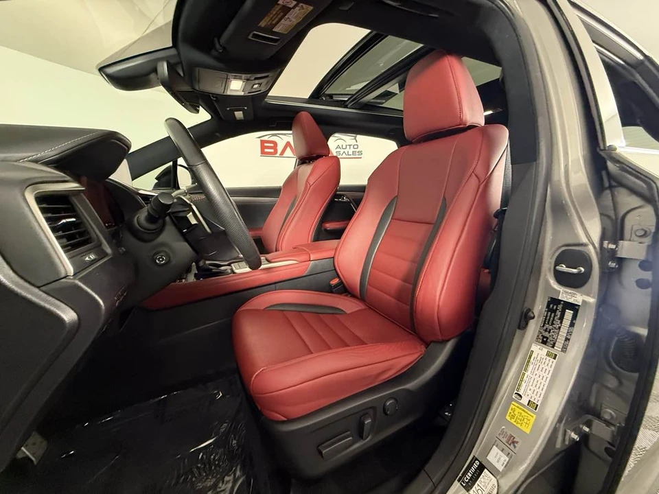 2022 Lexus RX 4th Gen - Image 18 of 21