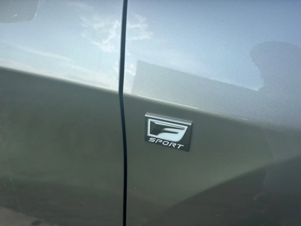 2022 Lexus RX 4th Gen - Image 6 of 14