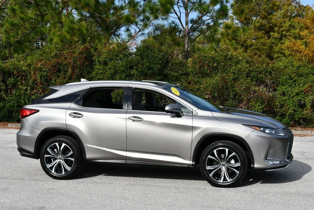 2022 Lexus RX 4th Gen - Image 8 of 12