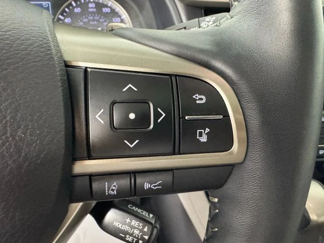 2022 Lexus RX 4th Gen - Image 16 of 21