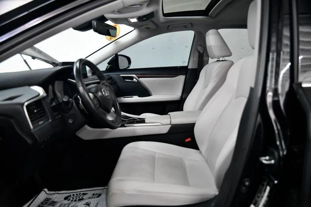 2022 Lexus RX 4th Gen - Image 11 of 21