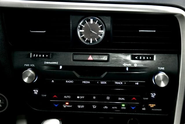 2022 Lexus RX 4th Gen - Image 19 of 21