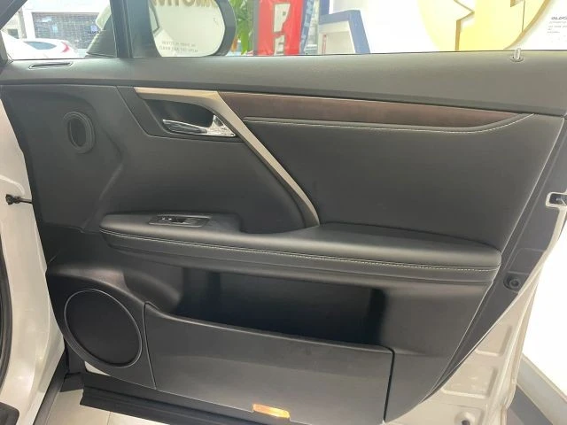 2022 Lexus RX 4th Gen - Image 26 of 31