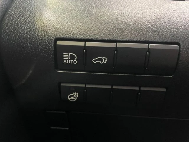 2022 Lexus RX 4th Gen - Image 9 of 31