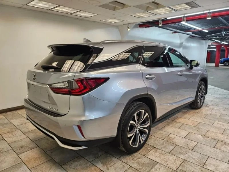 2022 Lexus RX 4th Gen - Image 4 of 12