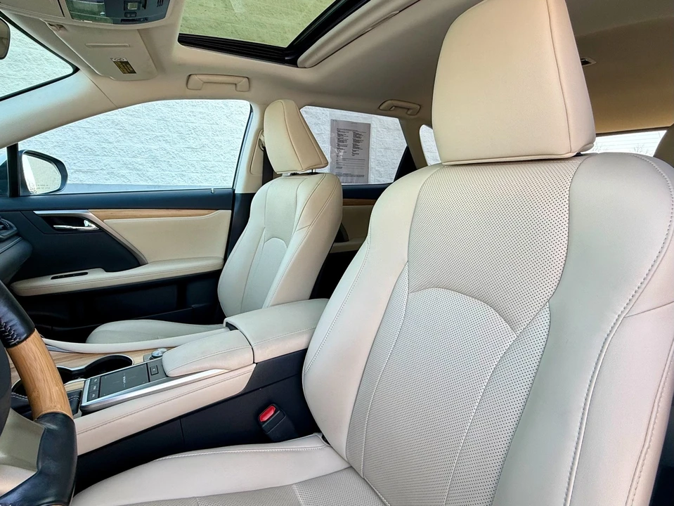 2022 Lexus RX 4th Gen - Image 10 of 21