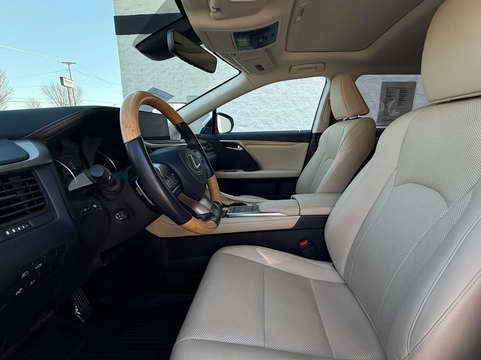 2022 Lexus RX 4th Gen - Image 9 of 21