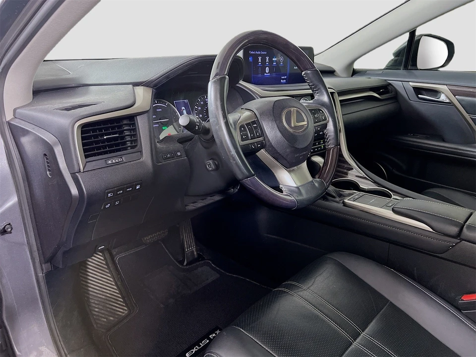 2022 Lexus RX 4th Gen - Image 11 of 12