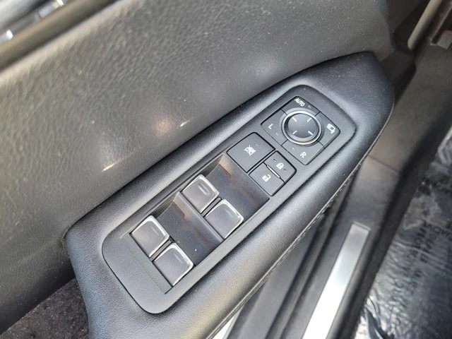 2022 Lexus RX 4th Gen - Image 17 of 21
