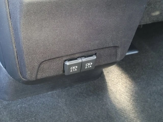 2022 Lexus RX 4th Gen - Image 15 of 21
