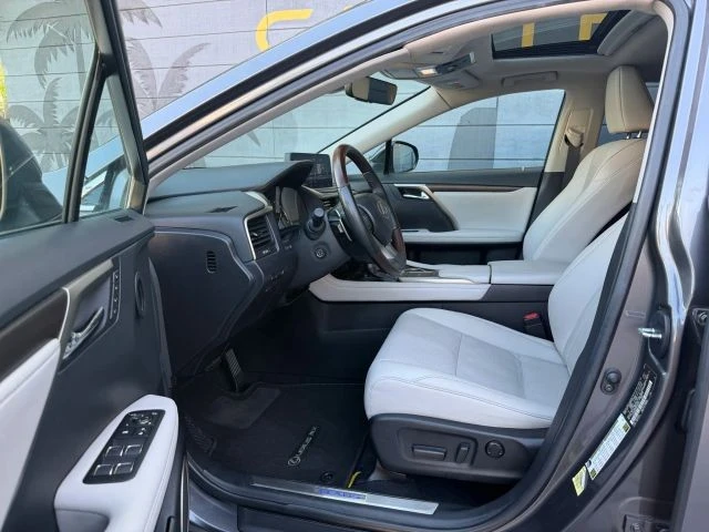 2022 Lexus RX 4th Gen - Image 12 of 21