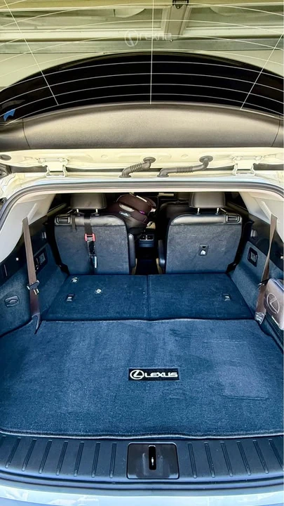 2022 Lexus RX 4th Gen - Image 8 of 10