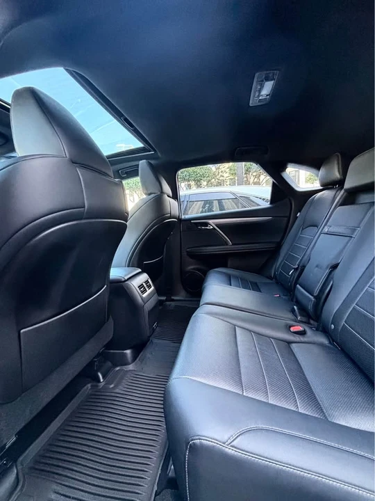 2022 Lexus RX 4th Gen - Image 13 of 18
