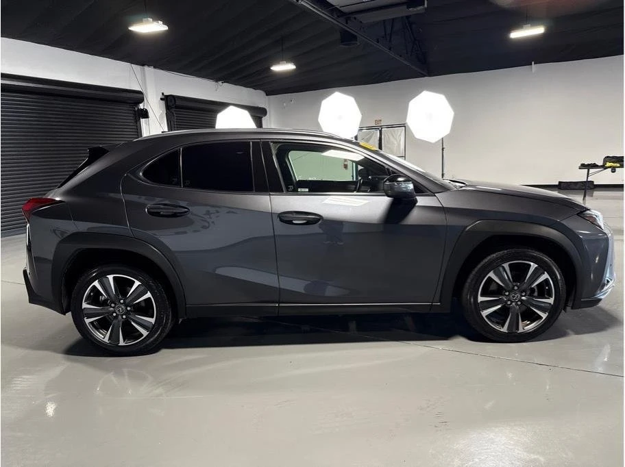 2022 Lexus NX - Image 15 of 20