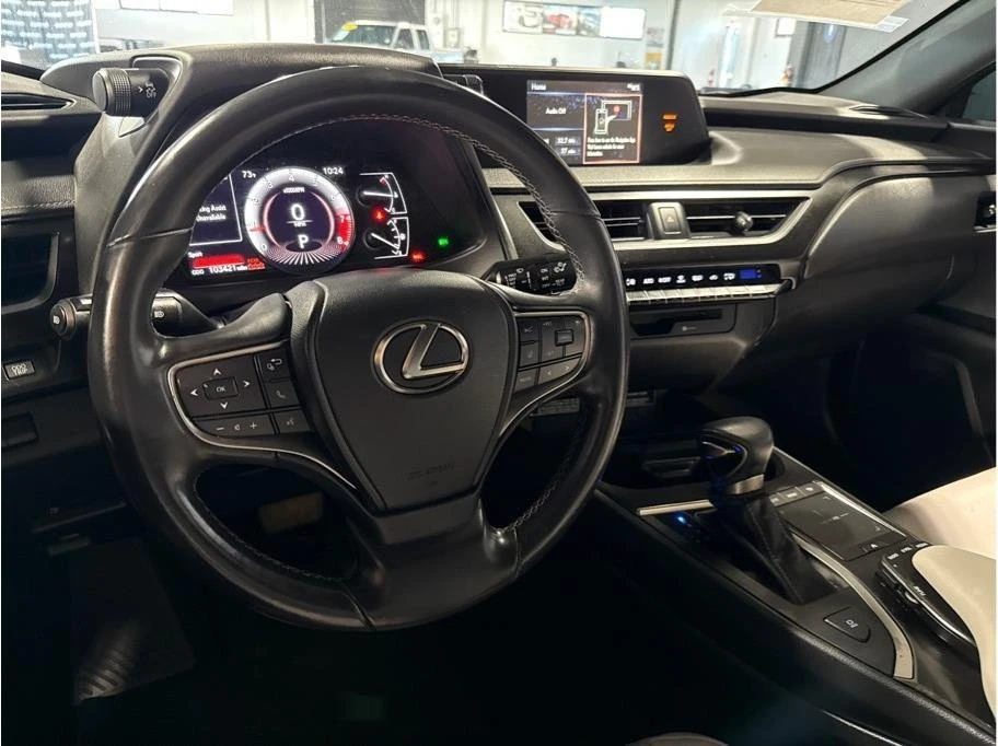 2022 Lexus NX - Image 7 of 20