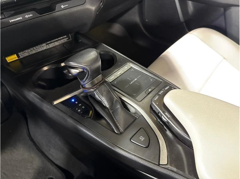 2022 Lexus NX - Image 3 of 20