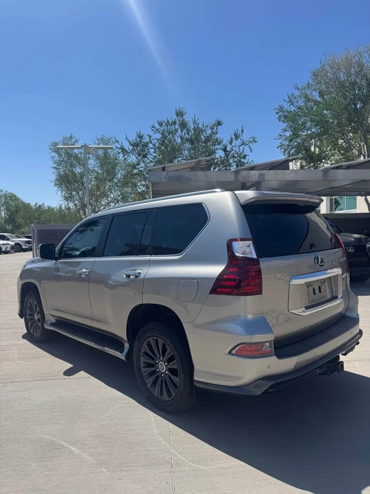 2022 Lexus GX 2nd Gen - Image 9 of 13