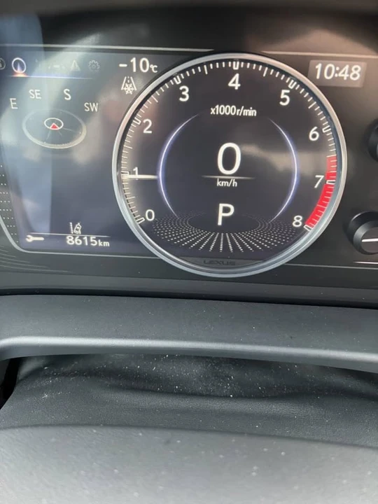 2022 Lexus ES 7th Gen - Image 7 of 11