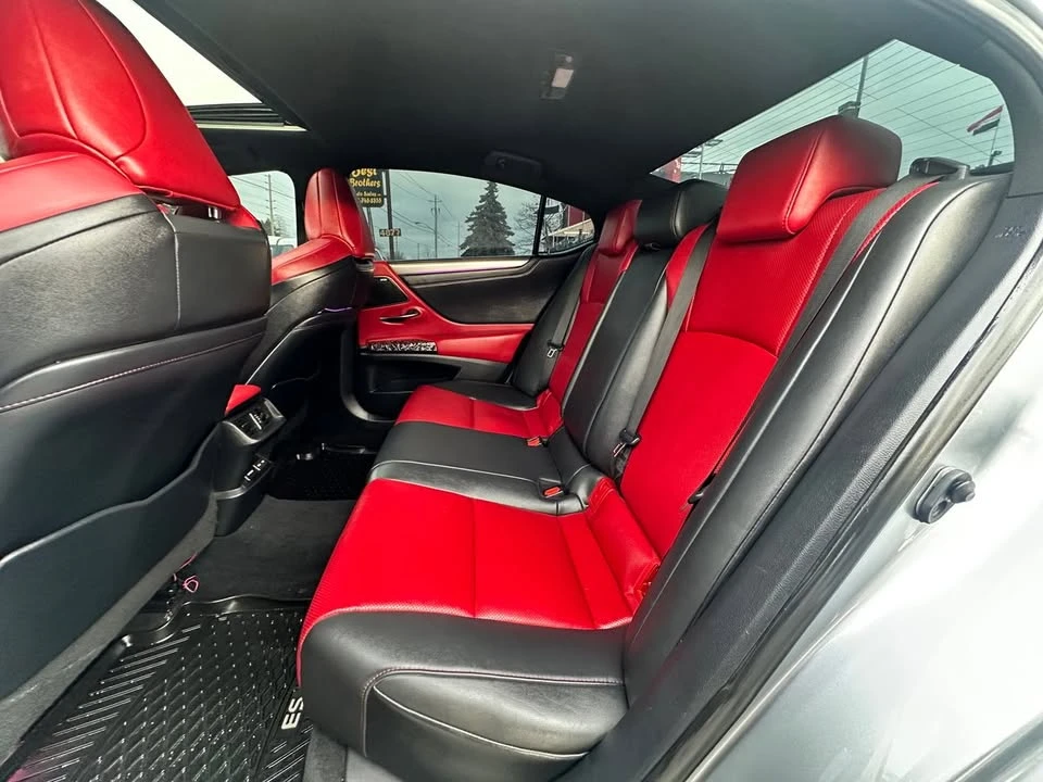 2022 Lexus ES 7th Gen - Image 7 of 14