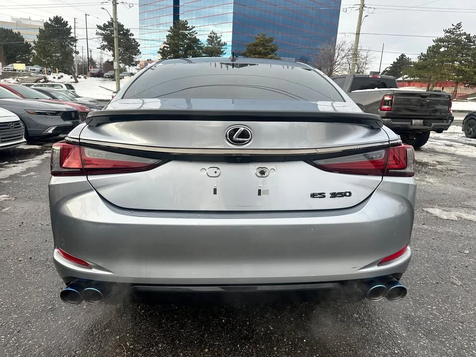 2022 Lexus ES 7th Gen - Image 3 of 14