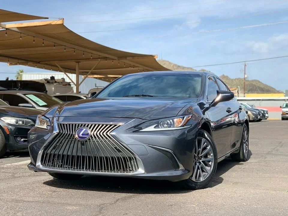 2022 Lexus ES 7th Gen - Image 5 of 19