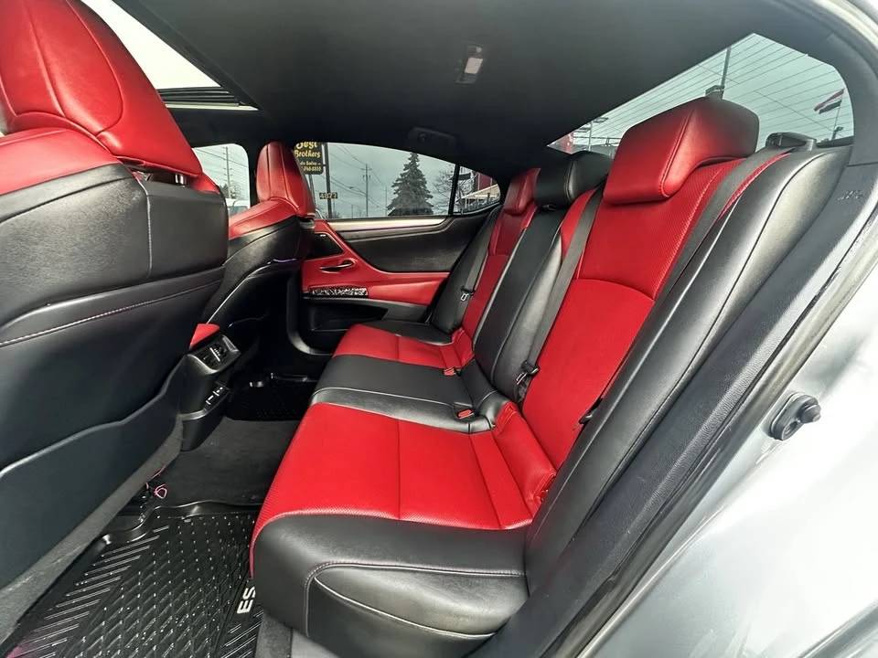 2022 Lexus ES 7th Gen - Image 7 of 14