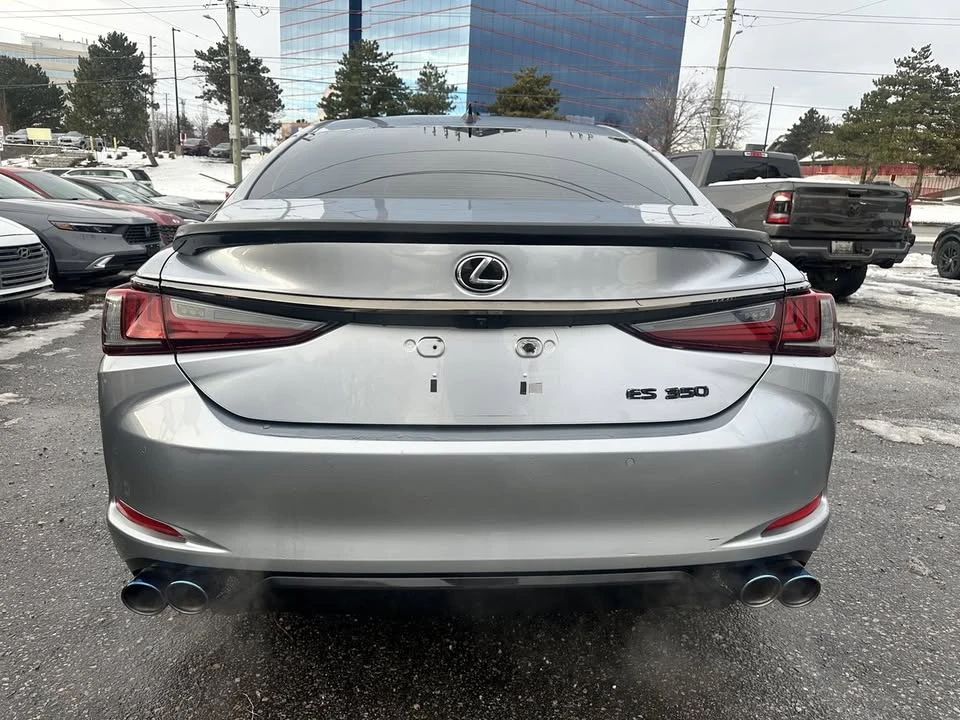 2022 Lexus ES 7th Gen - Image 3 of 14