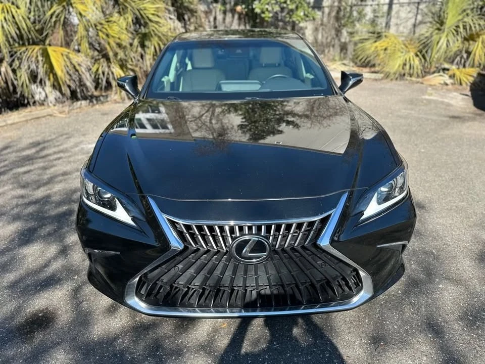 2022 Lexus ES 7th Gen - Image 4 of 20