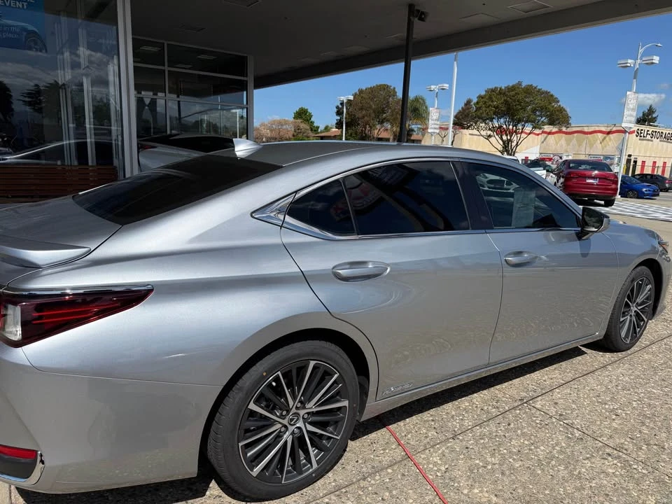 2022 Lexus ES 7th Gen - Image 4 of 4