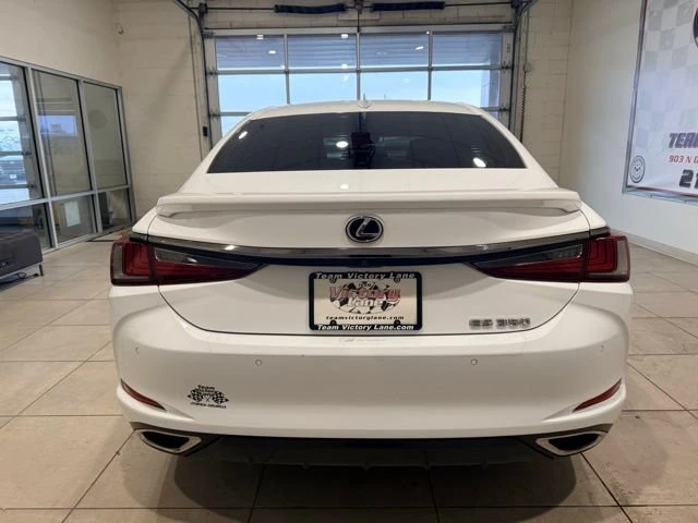 2022 Lexus ES 7th Gen - Image 4 of 20