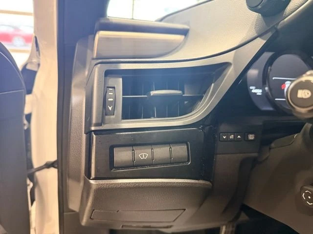 2022 Lexus ES 7th Gen - Image 20 of 20