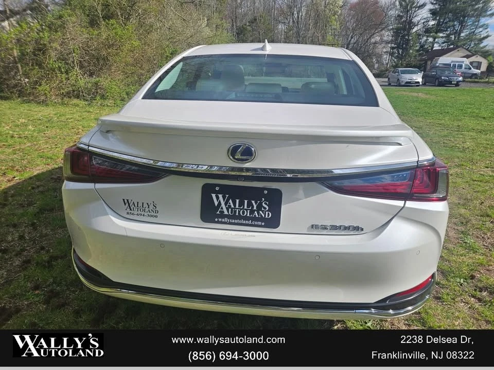 2022 Lexus ES 7th Gen - Image 20 of 20