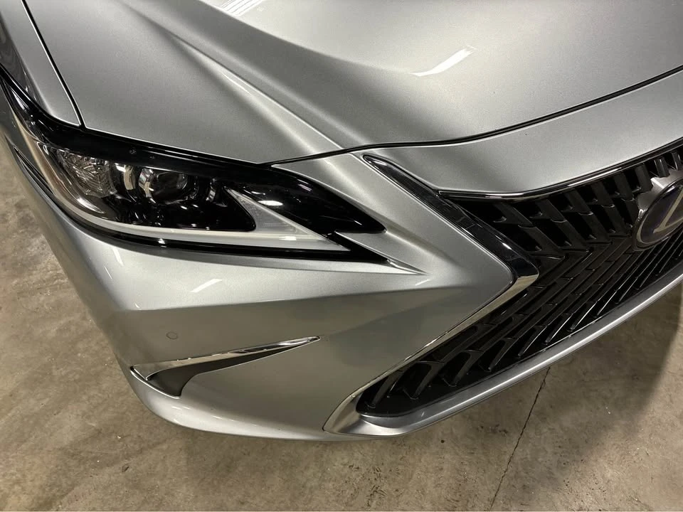 2022 Lexus ES 7th Gen - Image 11 of 19