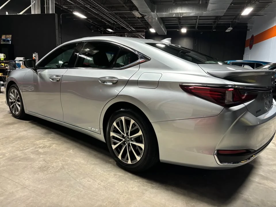 2022 Lexus ES 7th Gen - Image 4 of 19