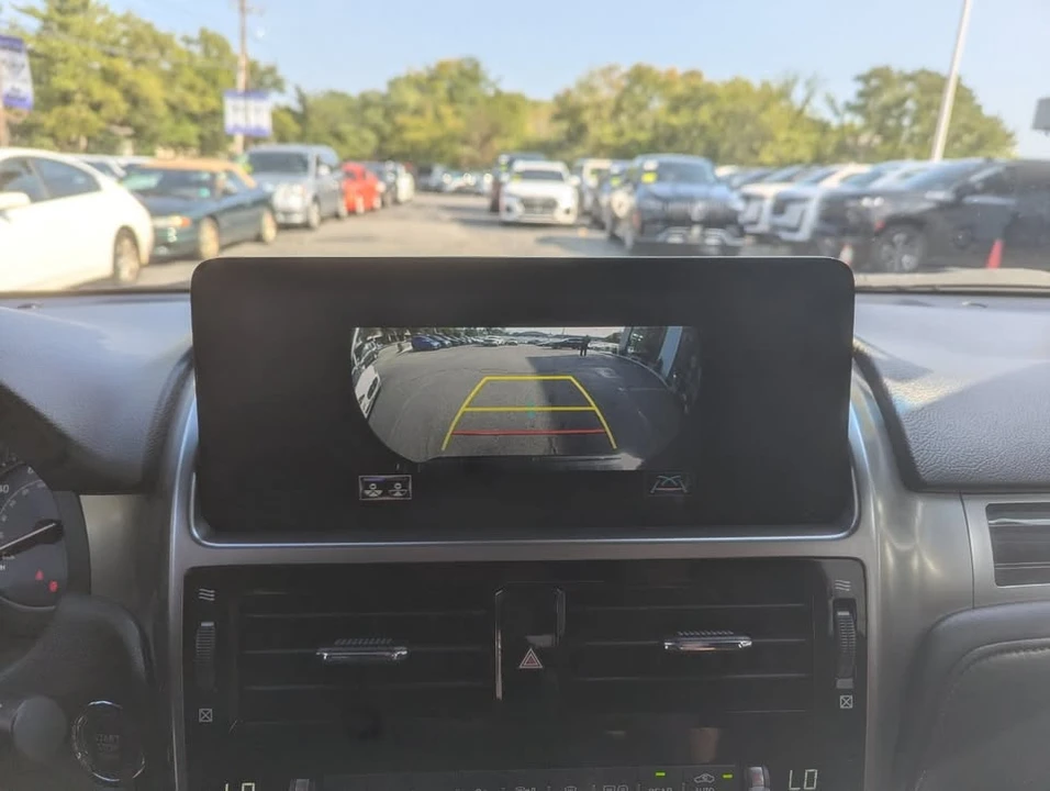 2022 Lexus GX 2nd Gen - Image 12 of 19