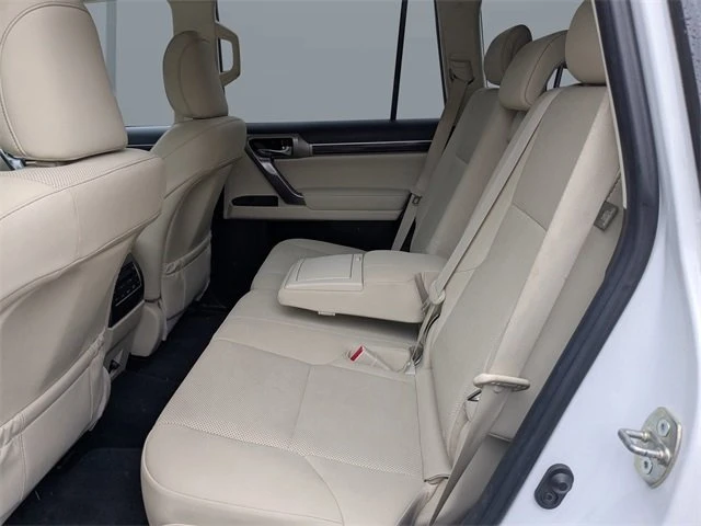 2022 Lexus GX 3rd Gen - Image 9 of 11