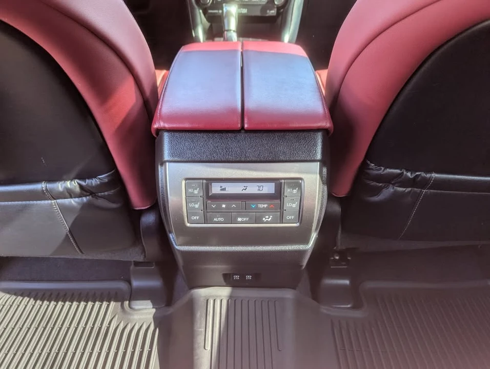 2022 Lexus GX 2nd Gen - Image 18 of 19