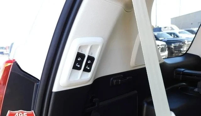2022 Lexus GX 2nd Gen - Image 13 of 20