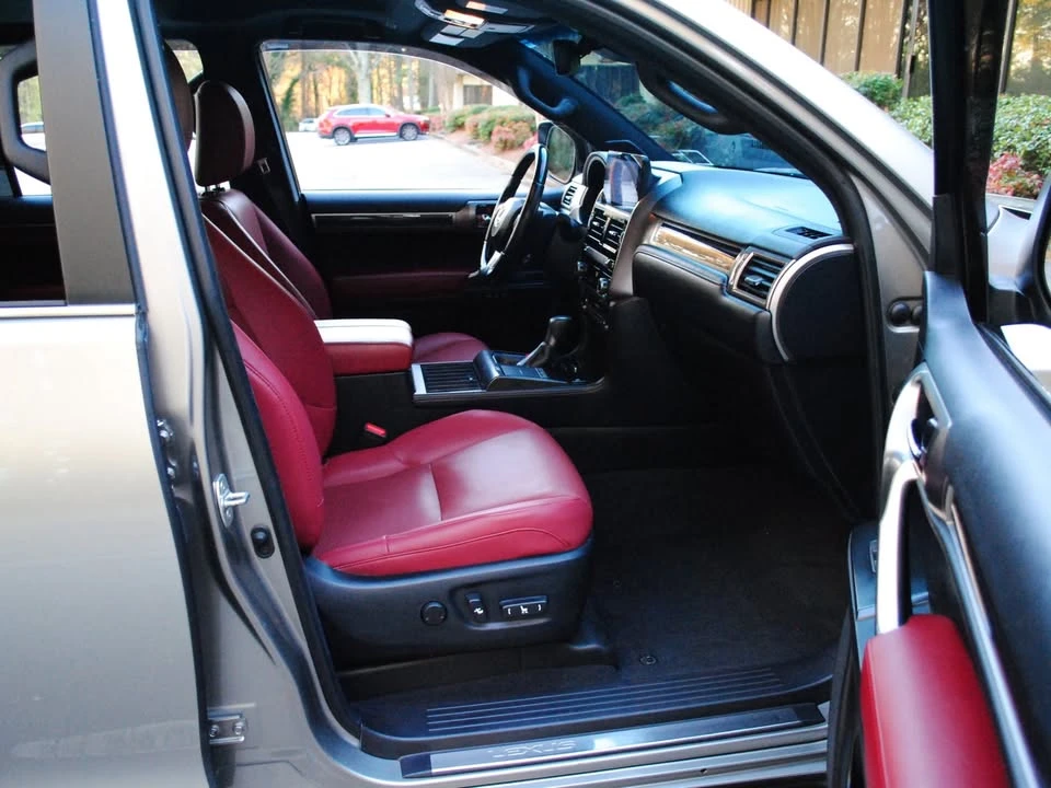 2022 Lexus GX 2nd Gen - Image 13 of 19