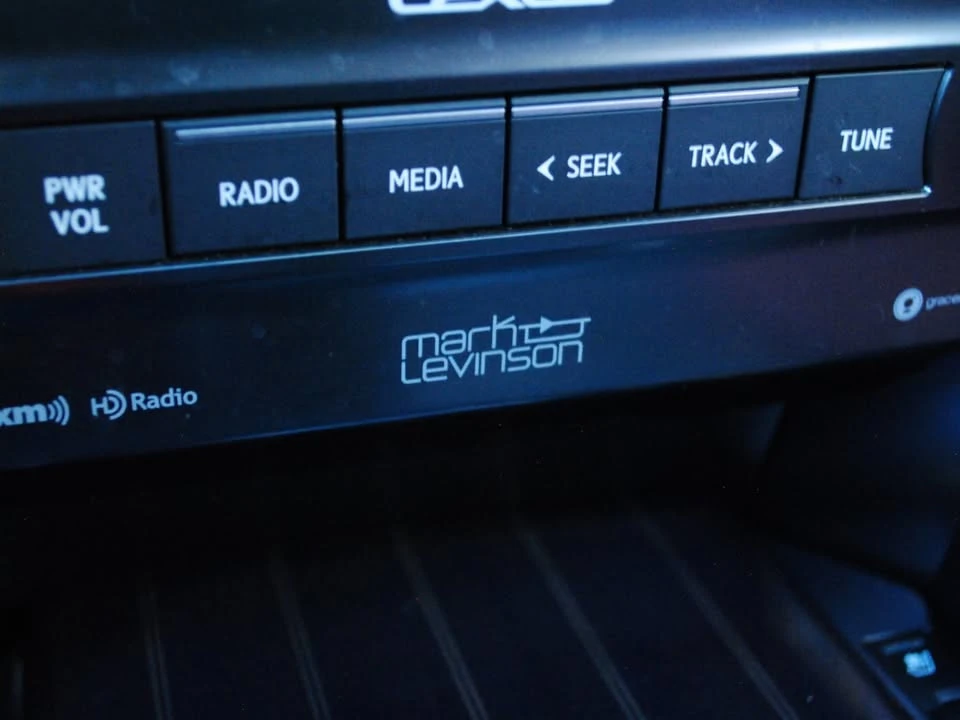 2022 Lexus GX 2nd Gen - Image 18 of 19