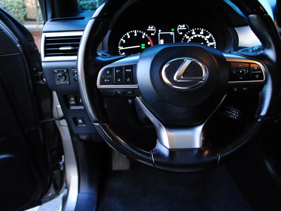 2022 Lexus GX 2nd Gen - Image 19 of 19