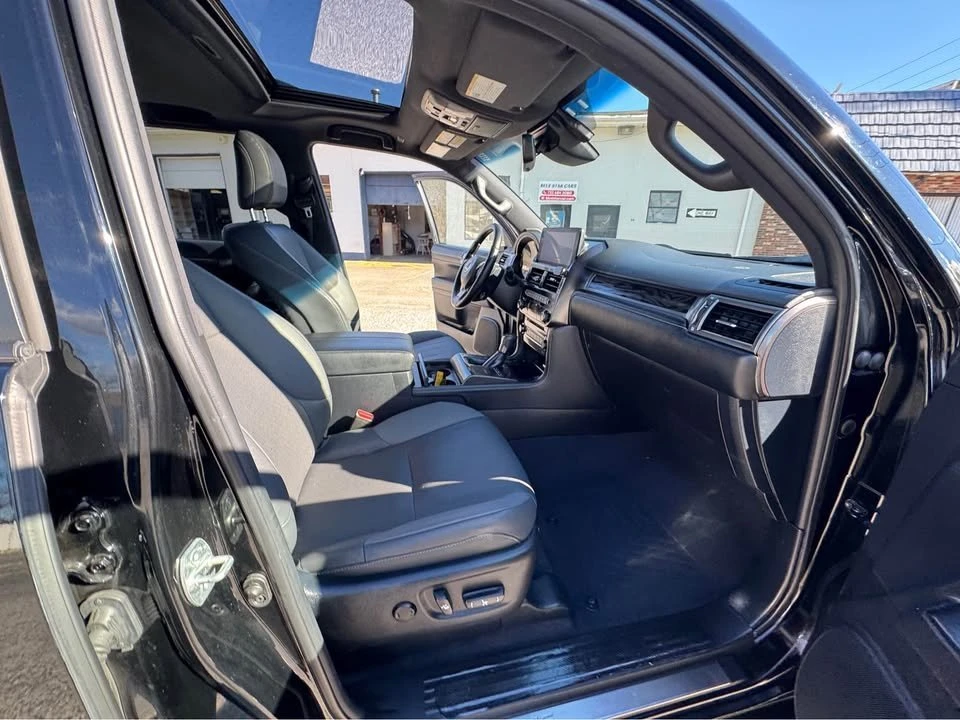 2022 Lexus GX 2nd Gen - Image 6 of 10