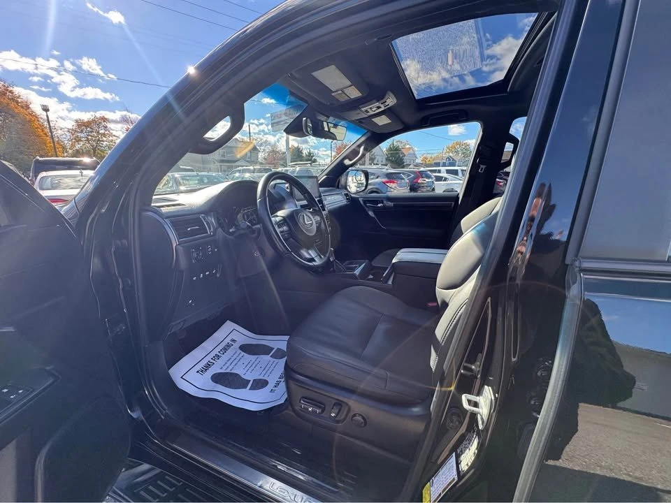 2022 Lexus GX 2nd Gen - Image 8 of 10