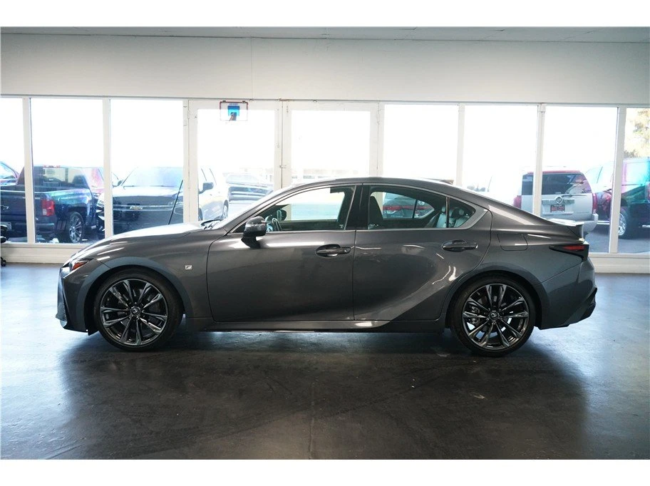 2022 Lexus IS 3rd Gen - Image 4 of 20