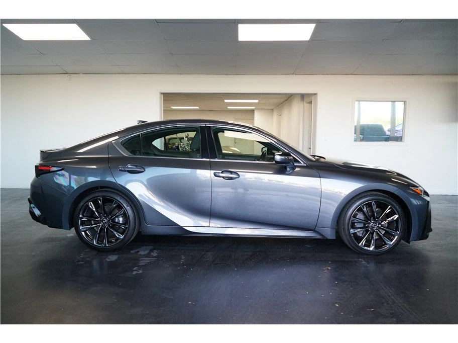 2022 Lexus IS 3rd Gen - Image 8 of 20