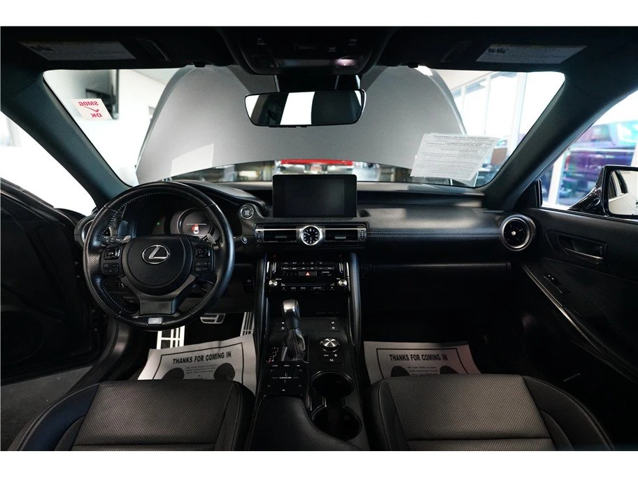 2022 Lexus IS 3rd Gen - Image 13 of 20